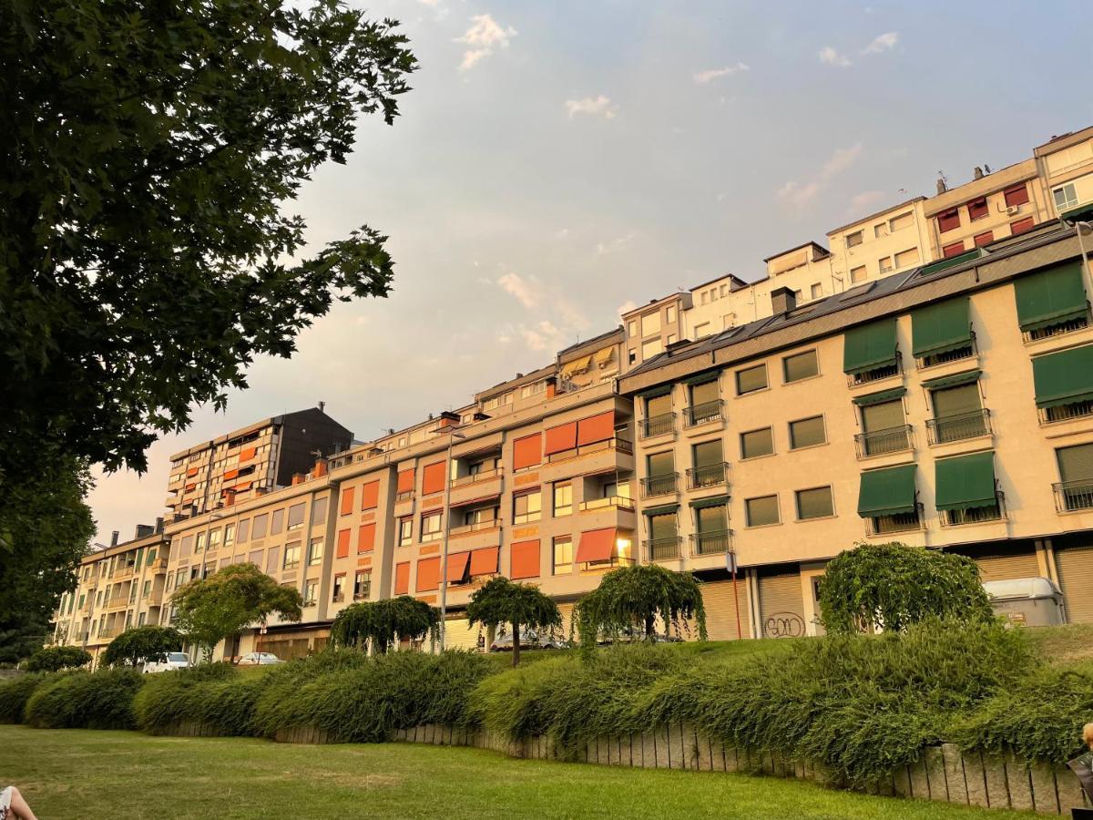Estudio Centrico 1 Con Terraza Y Parking Privado Оренсе Экстерьер фото