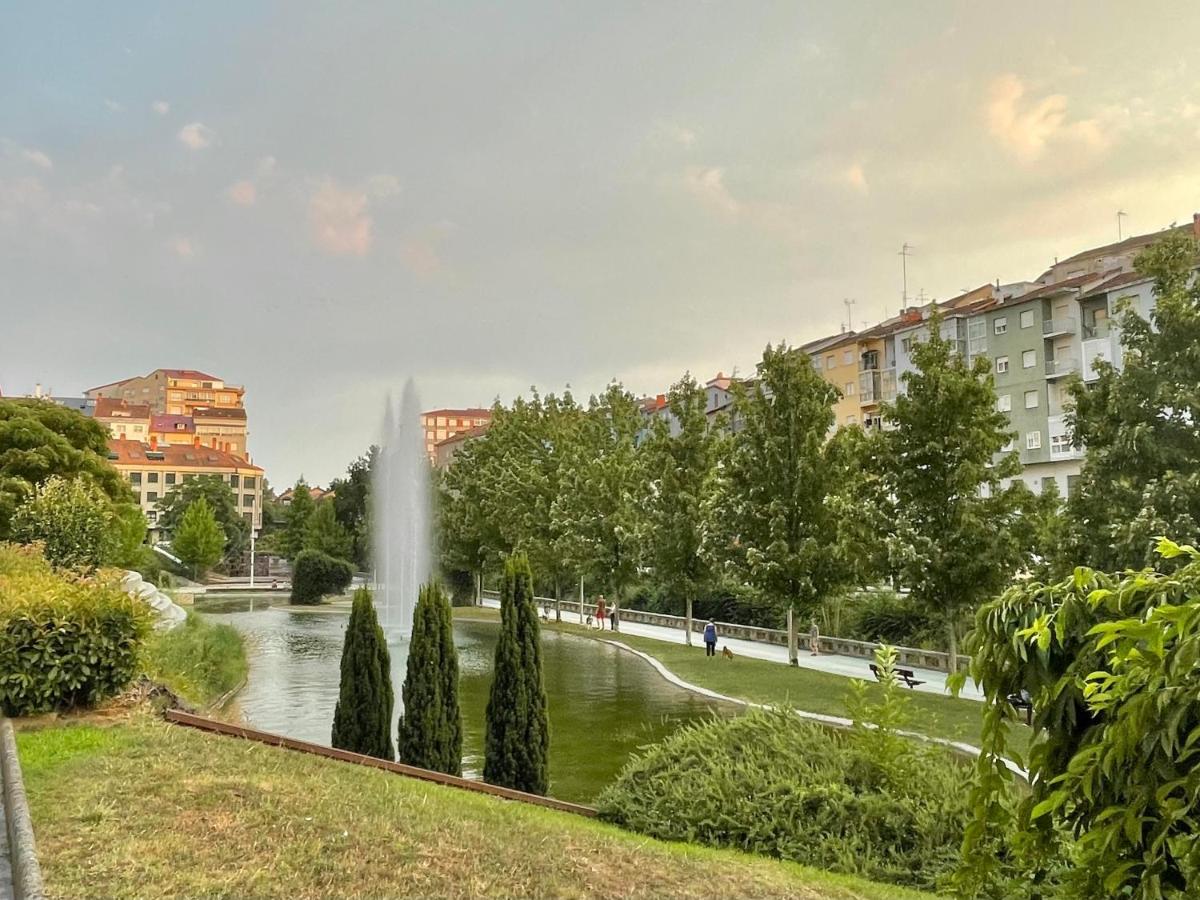 Estudio Centrico 1 Con Terraza Y Parking Privado Оренсе Экстерьер фото