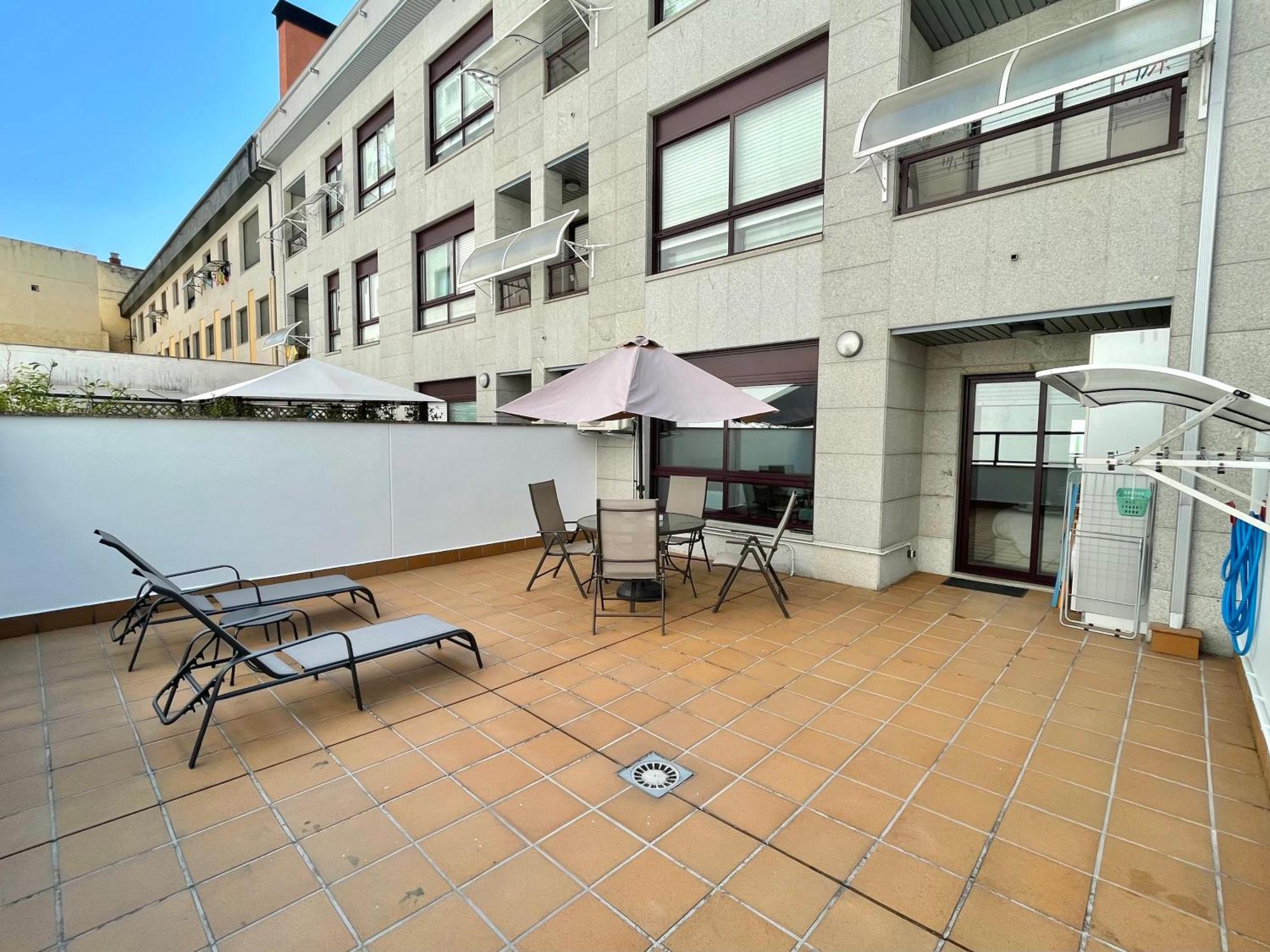 Estudio Centrico 1 Con Terraza Y Parking Privado Оренсе Экстерьер фото